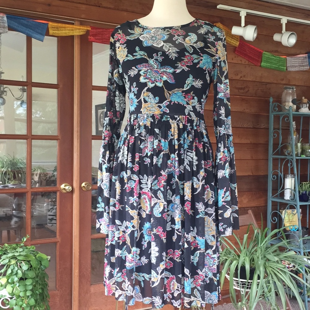 Xhilaration Floral Swingy Dress